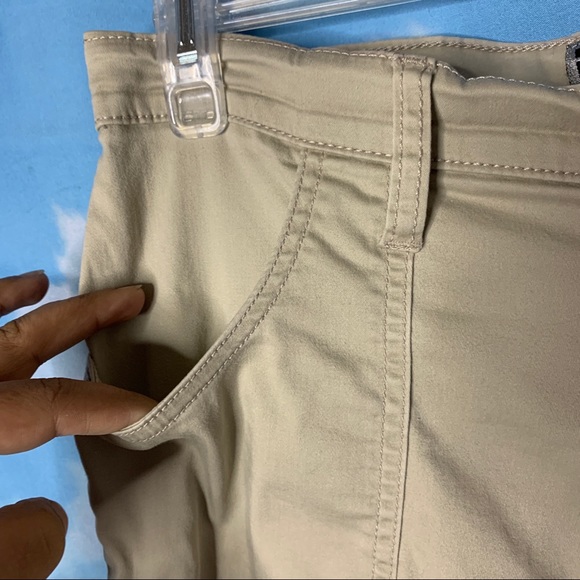 R4R- Khaki Capri size 13 - Picture 4 of 10